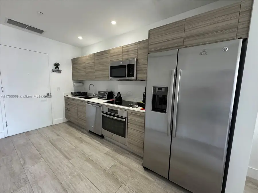 121 NE 34th St #L601, Miami, FL 33137 - Image #3