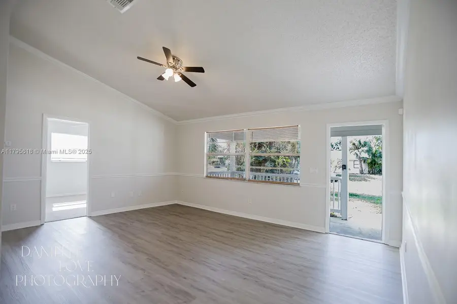 557 NW Fairfax Ave, Port Saint Lucie, FL 34983 - Image #3