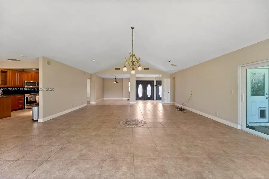 4508 King Palm Dr, Tamarac, FL 33319 - Image #3