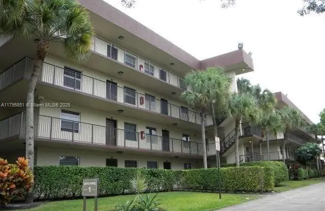 3321 NW 47th Ter #330, Lauderdale Lakes, FL 33319 - Image #1