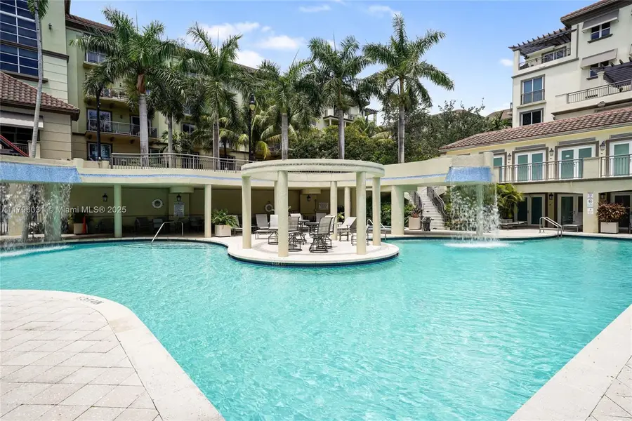 2633 NE 14th Ave #110, Wilton Manors, FL 33334 - Image #2