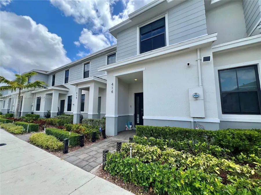 414 NE 12th St, Florida City, FL 33034 - Image #2