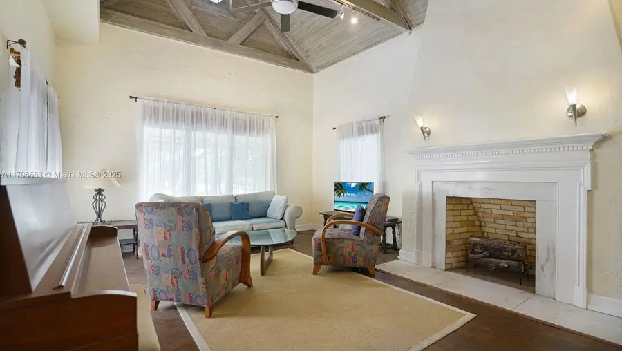 1423 Biarritz Dr, Miami Beach, FL 33141 - Image #2