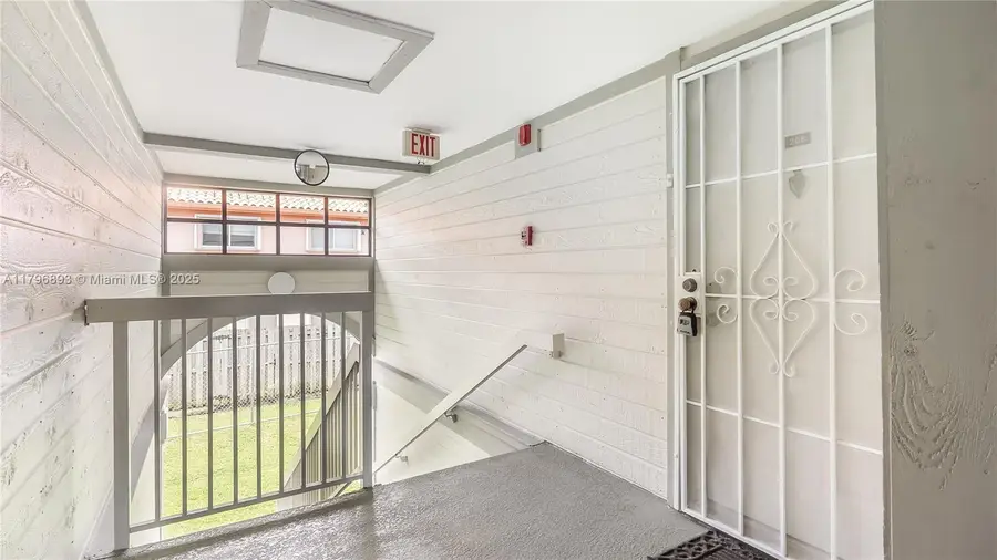 20680 NE 4th Ct #206, Miami, FL 33179 - Image #3