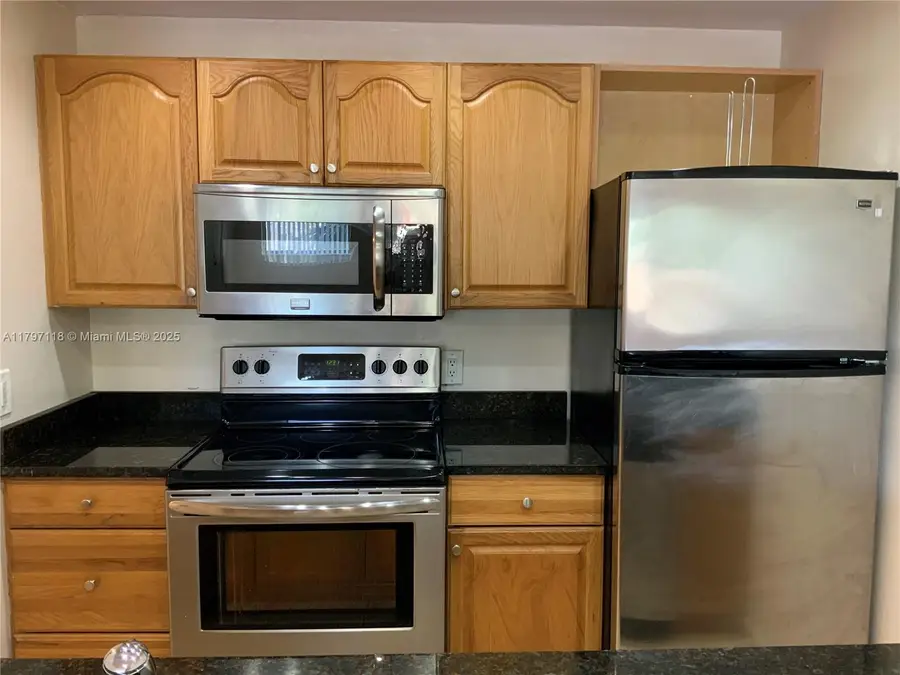 8180 Geneva Ct #224, Doral, FL 33166 - Image #3