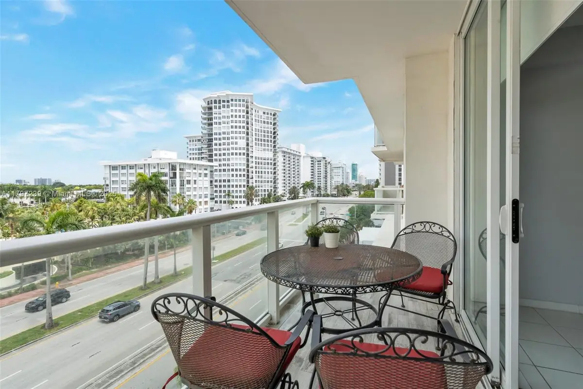 5601 Collins Ave #615, Miami Beach, FL 33140 - #1