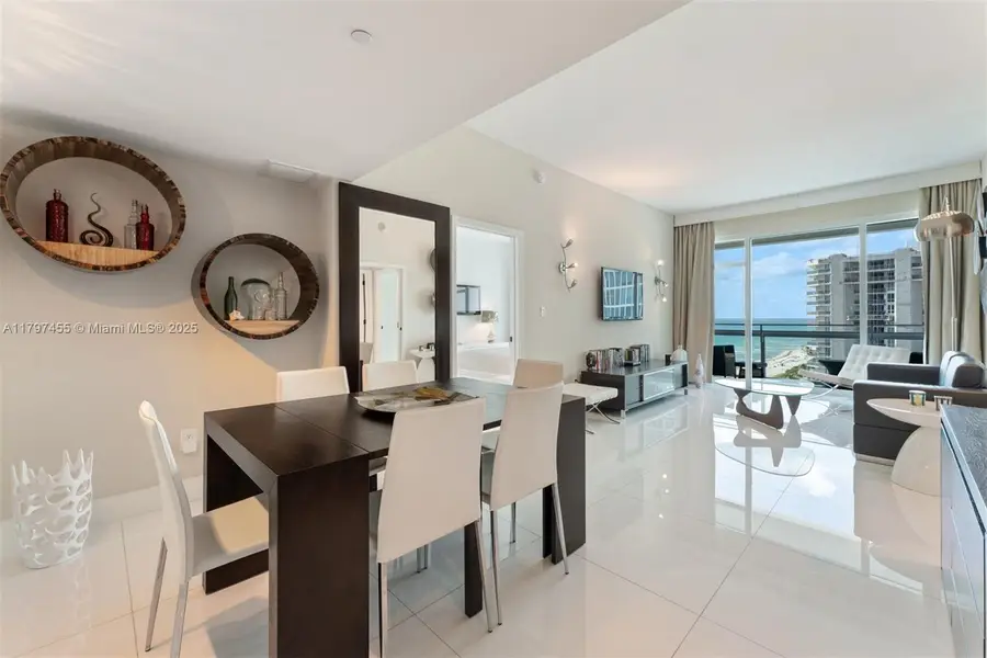6801 Collins Ave #PH10, Miami Beach, FL 33141 - Image #2