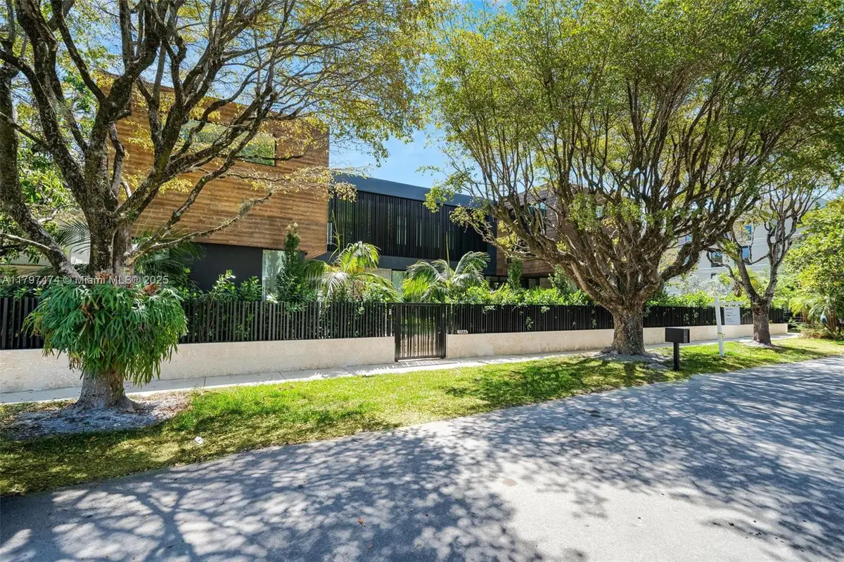 3101 Jefferson St, Miami, FL 33133 - Image #1