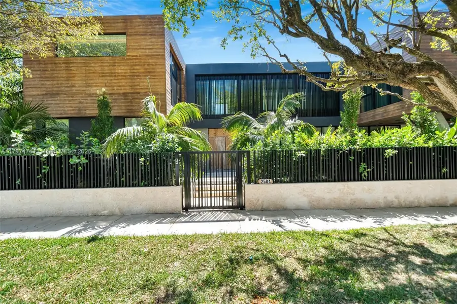 3101 Jefferson St, Miami, FL 33133 - Image #2