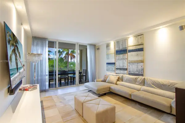 701 Crandon Blvd #402, Key Biscayne, FL 33149