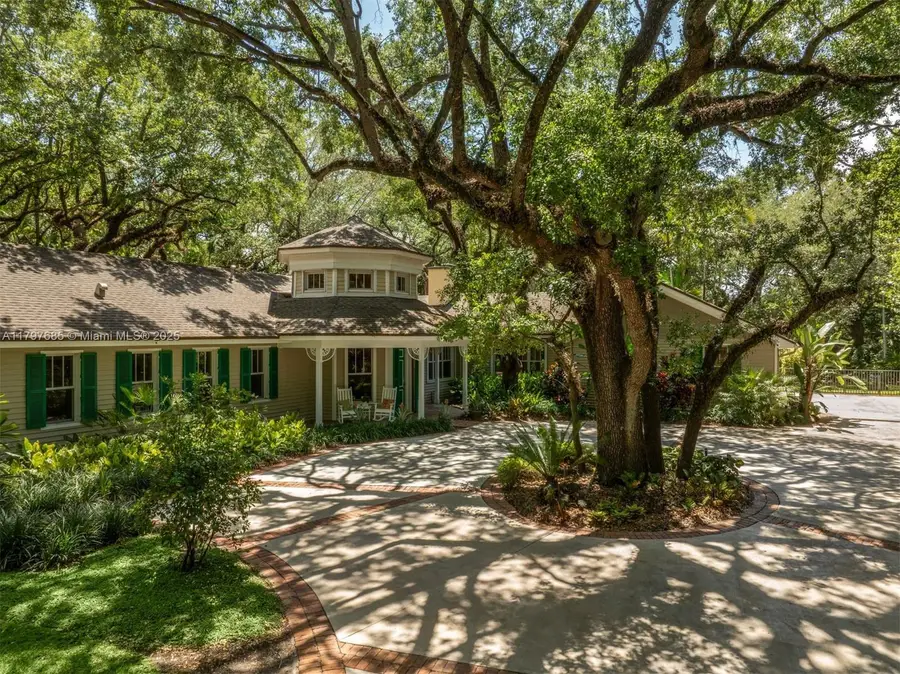 7400 SW 47th Ct, Miami, FL 33143 - Image #2