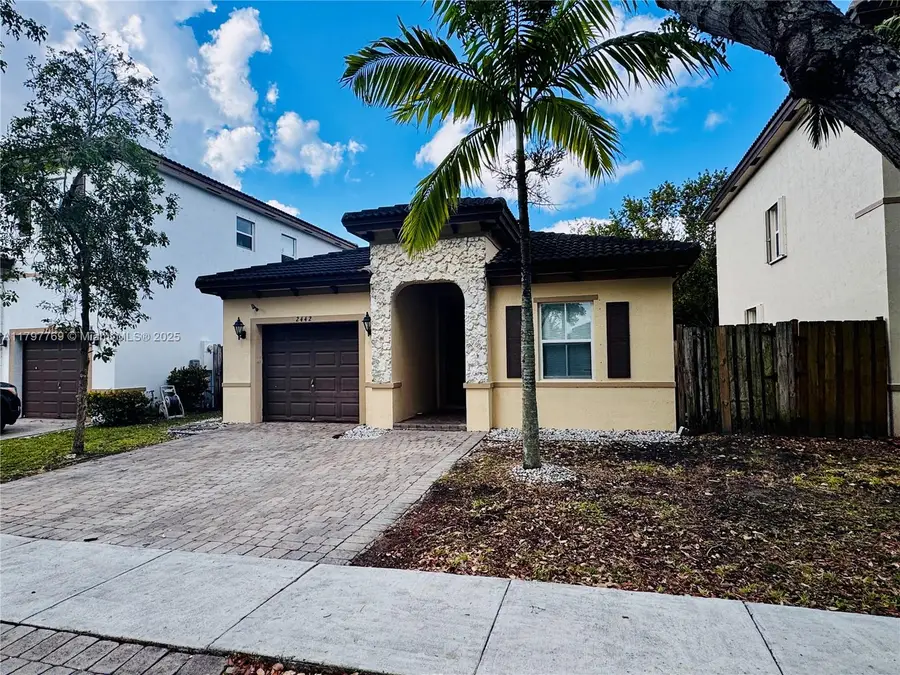 2442 NE 3rd Ct, Homestead, FL 33033 - Image #2