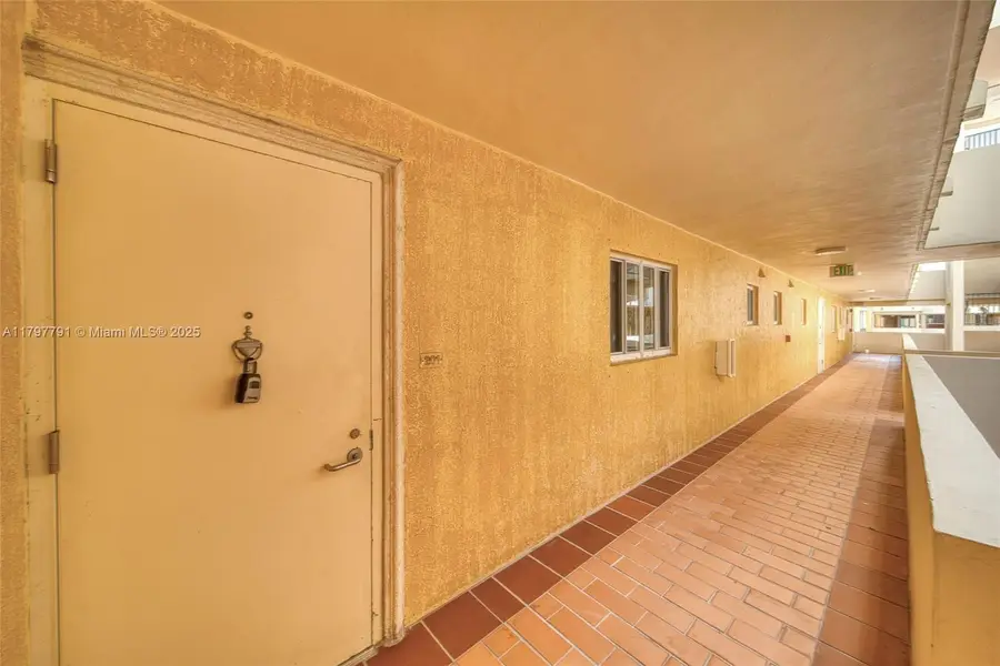 8888 Collins Ave #201, Surfside, FL 33154 - Image #3