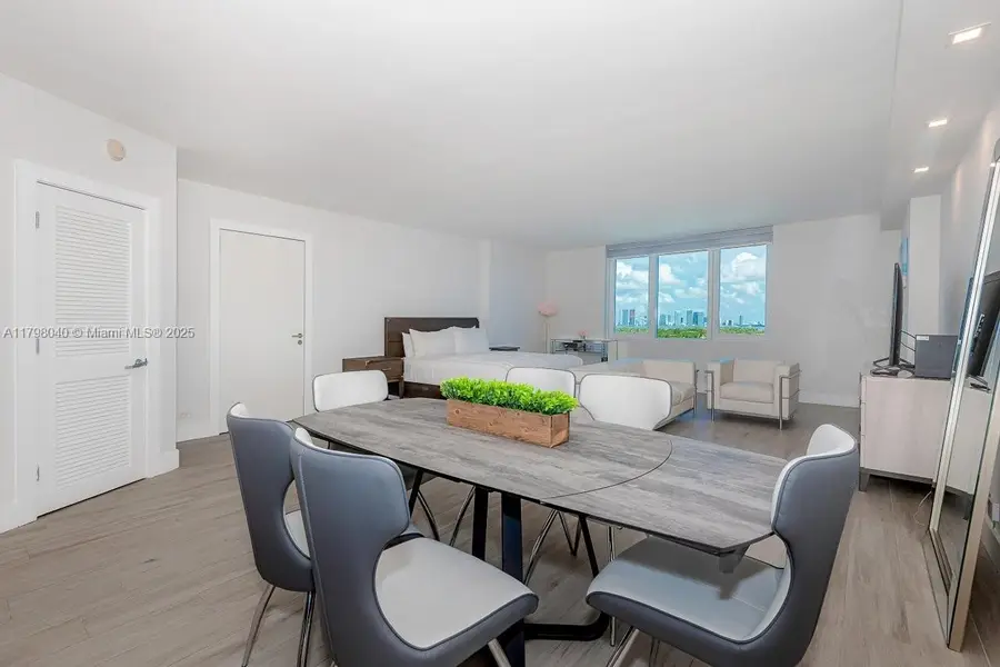 2301 Collins Ave #1531, Miami Beach, FL 33139 - Image #2