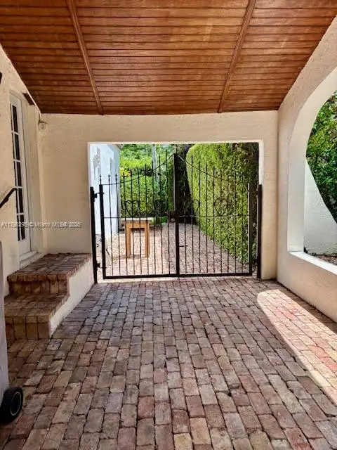 410 Navarre Ave, Coral Gables, FL 33134 - Image #2