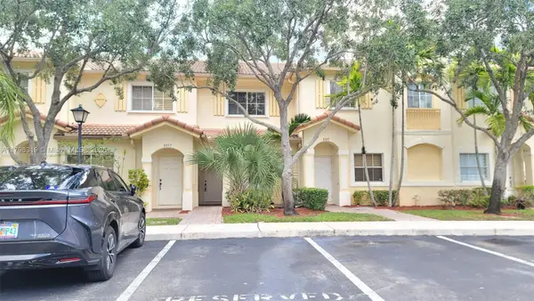 8353 SW 26th St #104, Miramar, FL 33025