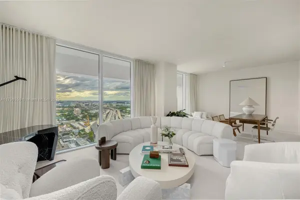 1040 Biscayne Blvd #3007, Miami, FL 33132