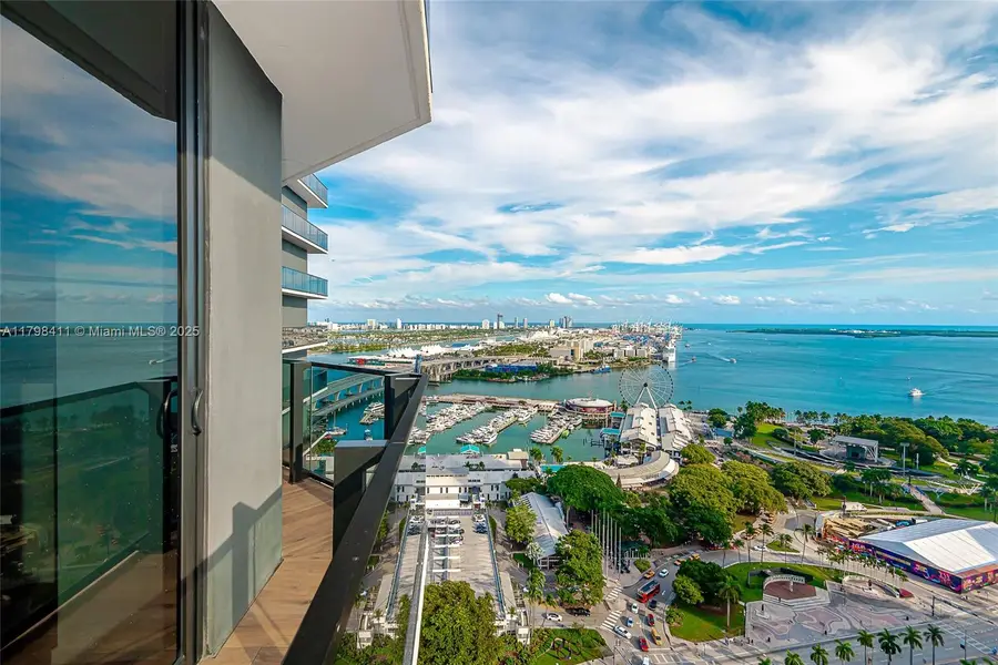 398 NE 5th St #2415, Miami, FL 33132 - #2