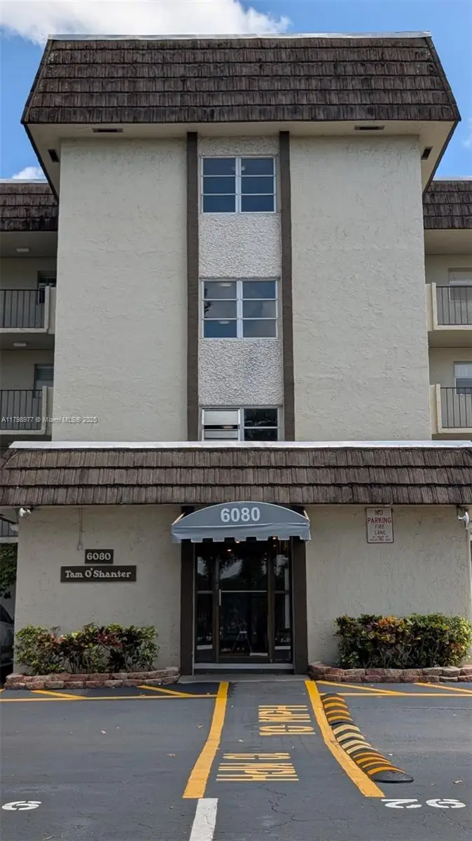6080 NW 44th St #305, Lauderhill, FL 33319 - #3