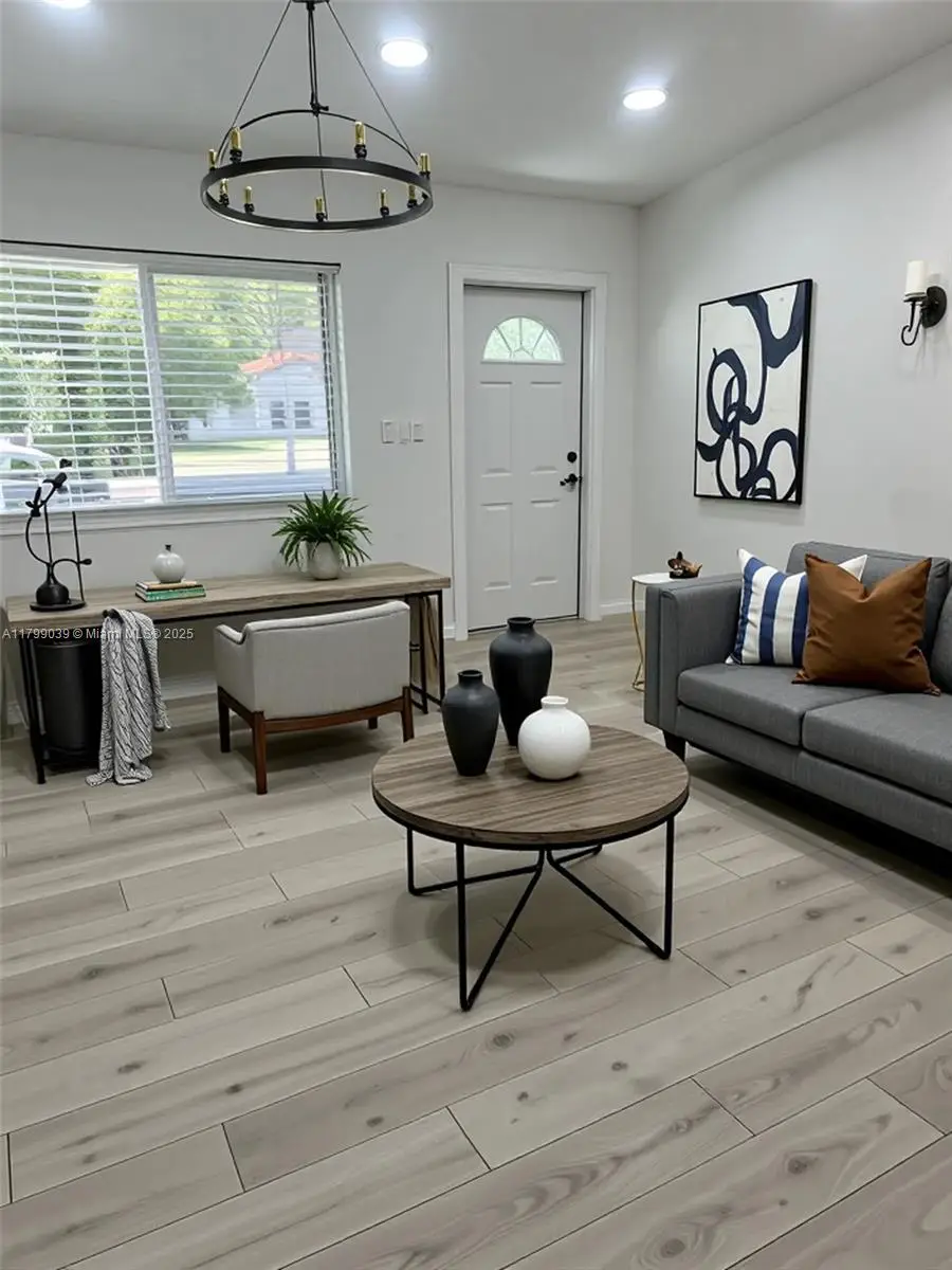 16204 NE 18th Ct, North Miami Beach, FL 33162 - Image #2