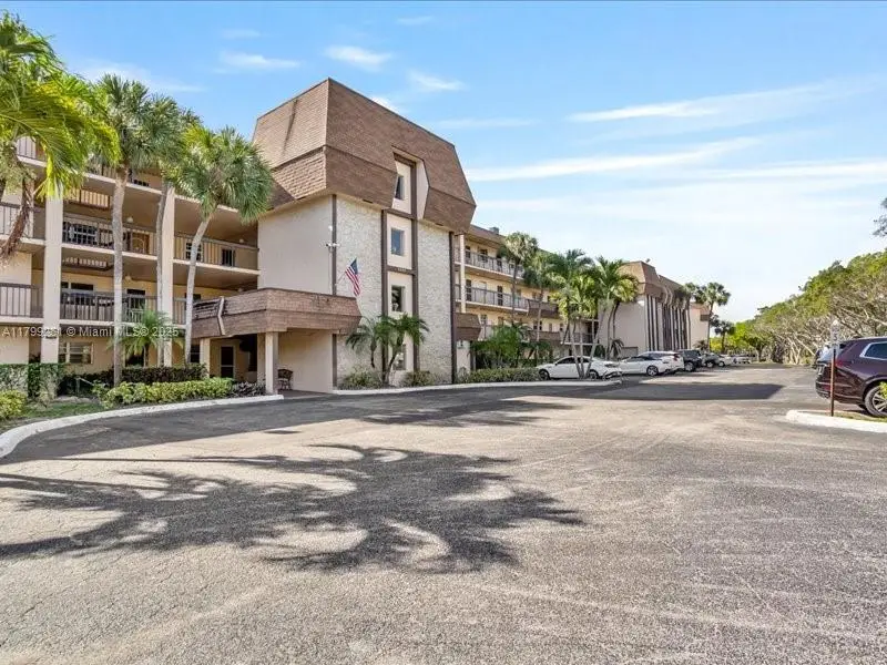6200 NW 2nd Ave #418, Boca Raton, FL 33487 - Image #2
