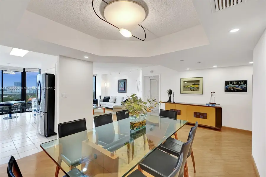 3598 Yacht Club Dr #1101, Aventura, FL 33180 - Image #2