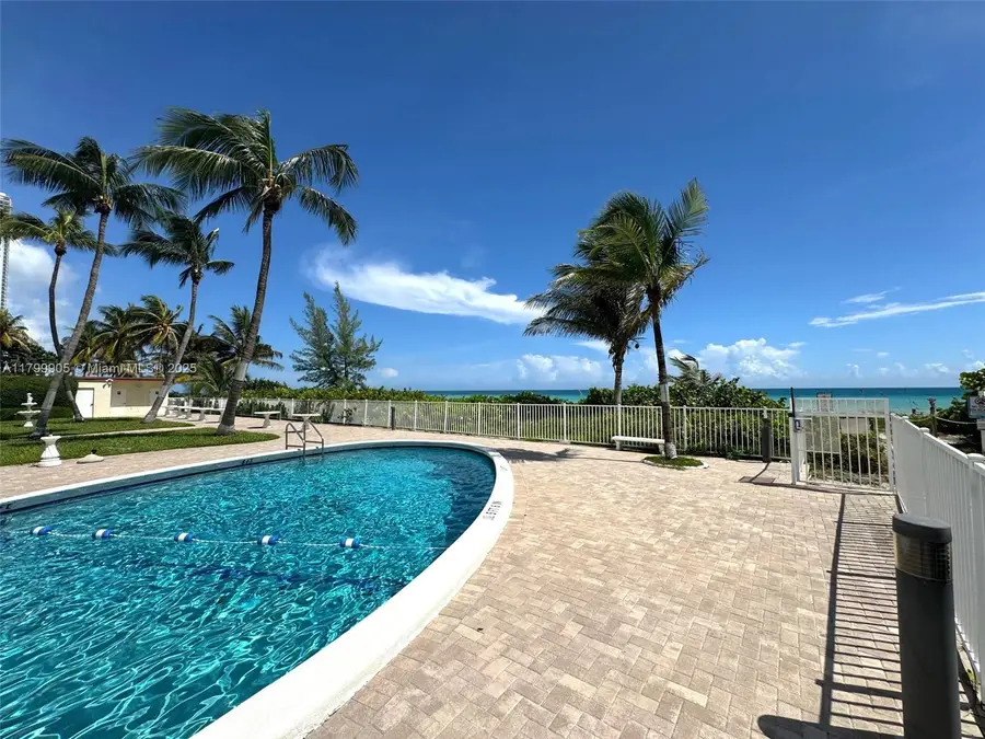 1936 S Ocean Dr #8D, Hallandale Beach, FL 33009 - #2