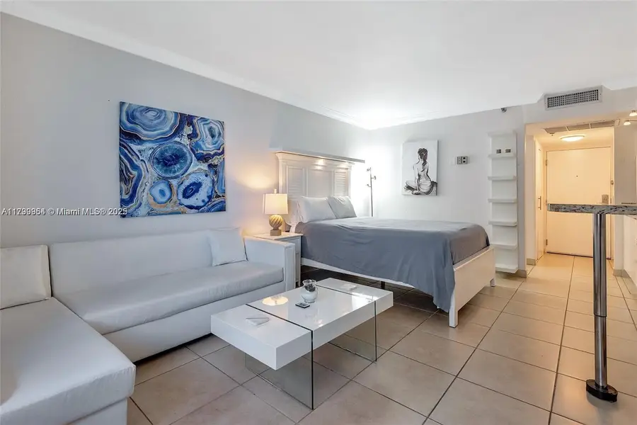 19201 Collins Ave #1001, Sunny Isles Beach, FL 33160 - #3