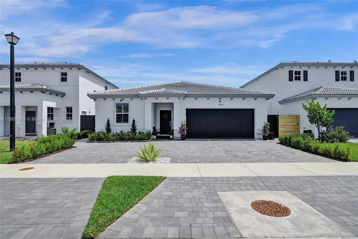 14836 SW 162nd St, Miami, FL 33187 - Image #1