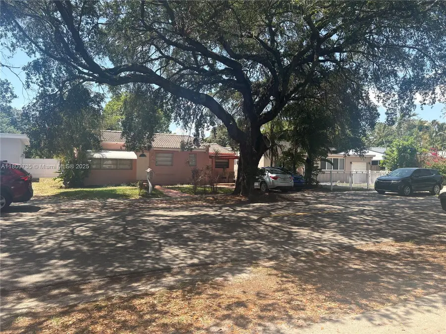 2530 Washington St, Hollywood, FL 33020 - Image #3