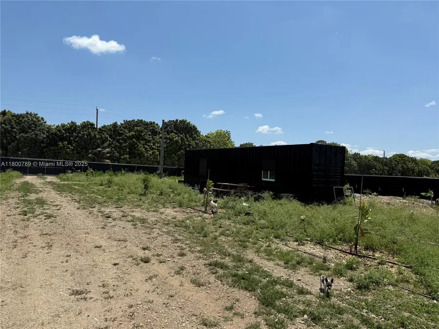 Address Withheld By Seller, Miami, FL 33187 - Image #3