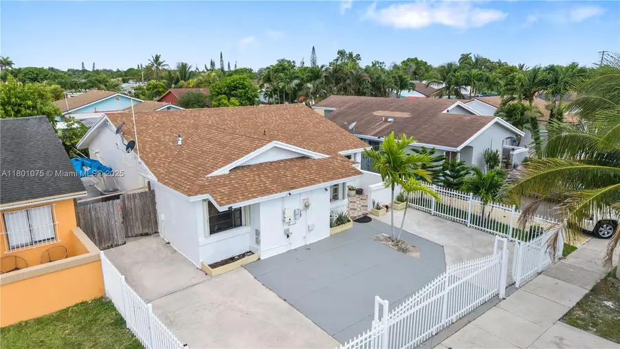 19276 SW 123rd Ave, Miami, FL 33177 - #2