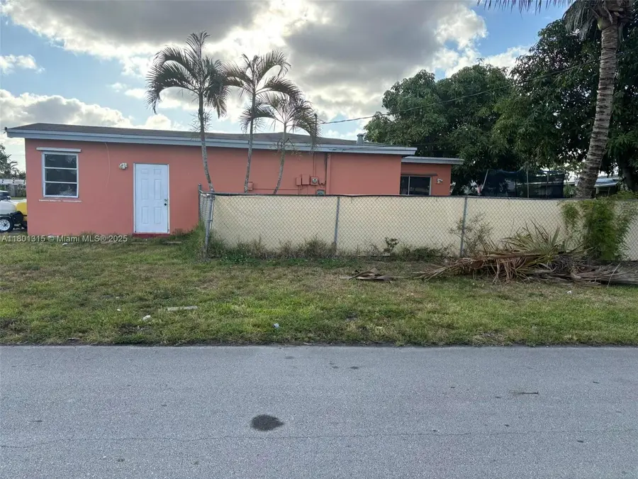 7612 Plantation Blvd, Miramar, FL 33023 - Image #2