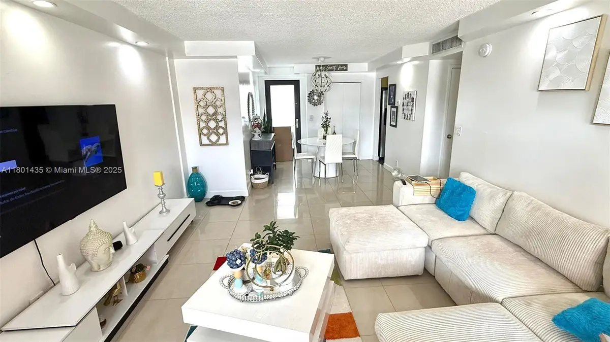 301 Golden Isles Dr #203, Hallandale Beach, FL 33009 - #1