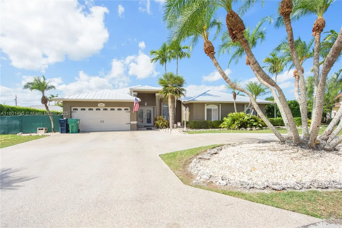 18721 SW 297th St, Homestead, FL 33030 - Image #1