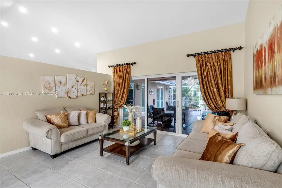 1708 NW 126th Dr, Coral Springs, FL 33071 - Image #2