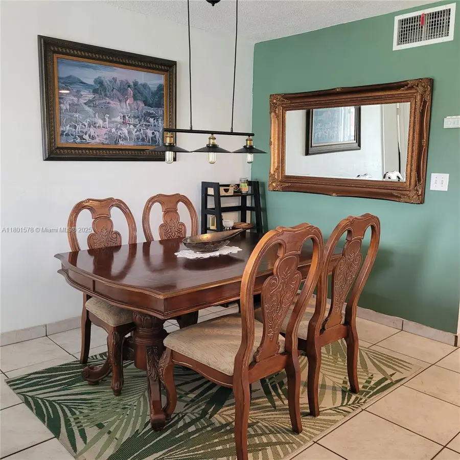 2859 Leonard Dr #G106, Aventura, FL 33160 - #3