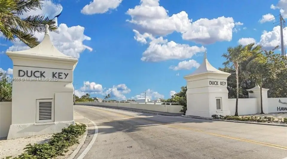 111 Jamaica St, Duck Key, FL 33050 - Image #1