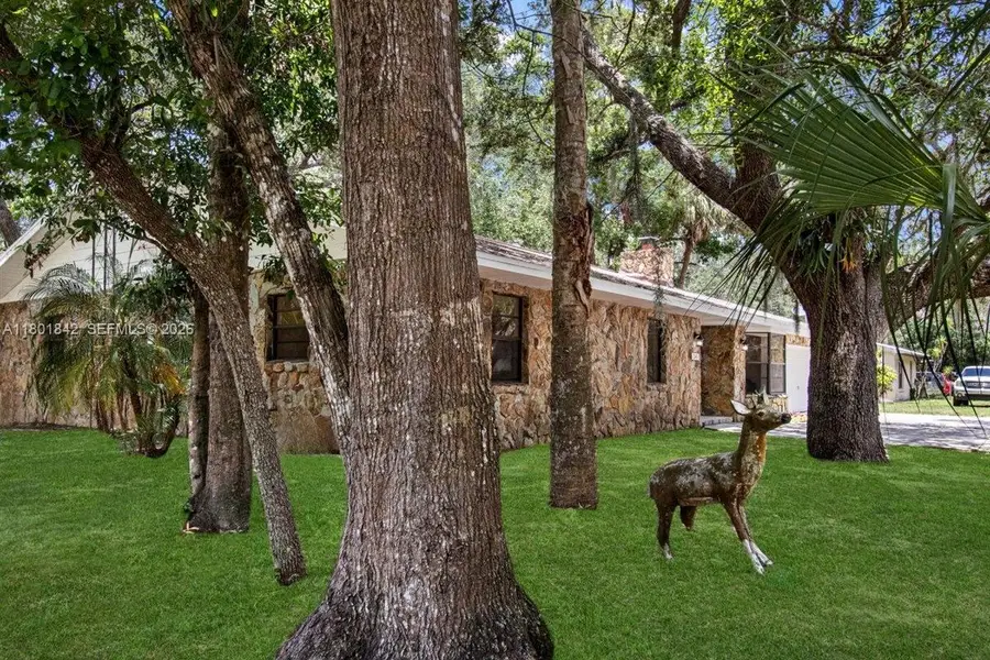 2141 Oak Beach Blvd, Sebring, FL 33875 - Image #2