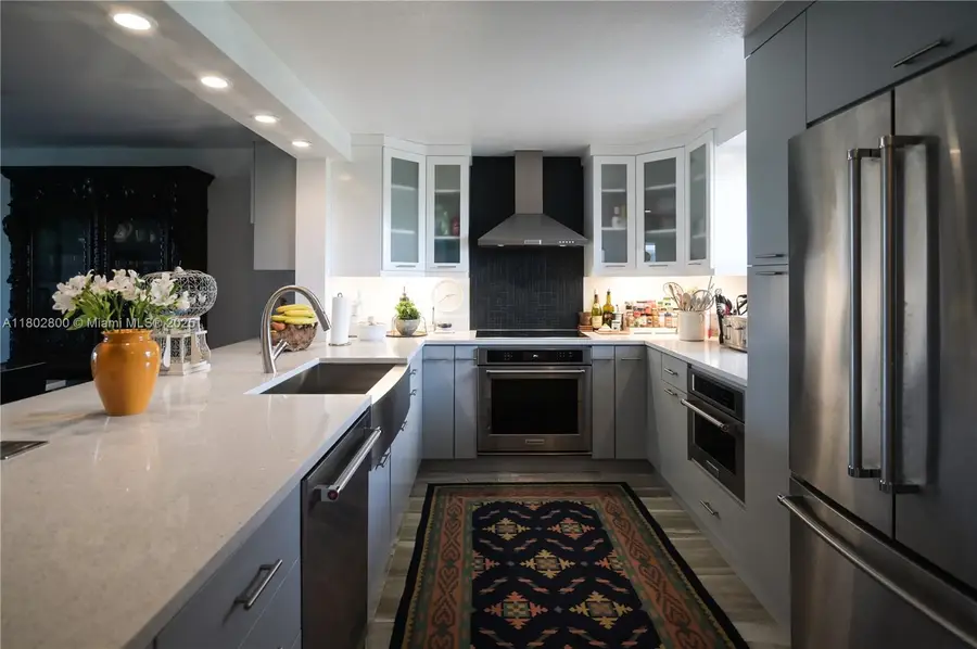 401 SE 3rd St #403, Dania Beach, FL 33004 - Image #2