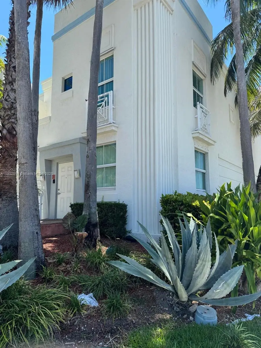 9172 Collins Ave #12, Surfside, FL 33154 - Image #3