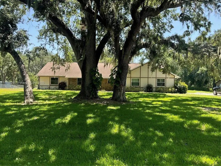 1725 Tanglewood Dr, Kissimmee, FL 34746 - #3