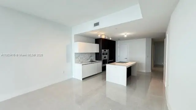 851 NE 1st Ave #3700, Miami, FL 33132 - Image #3