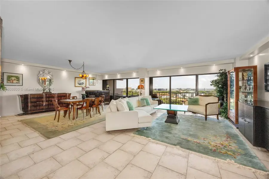 1800 NE 114th St #1102, Miami, FL 33181 - Image #3