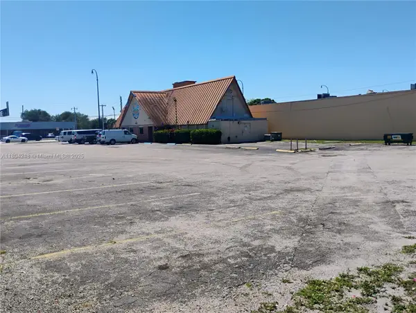 Address Withheld By Seller, Tamarac, FL 33319