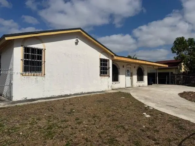 28520 SW 142nd Ave, Homestead, FL 33033 - Image #1