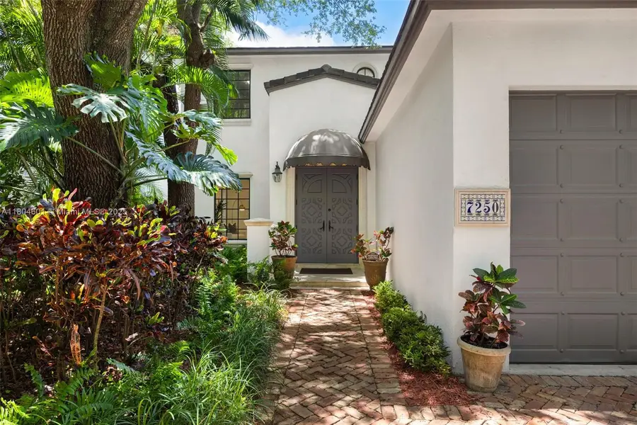 7250 Erwin Rd, Coral Gables, FL 33143 - Image #2