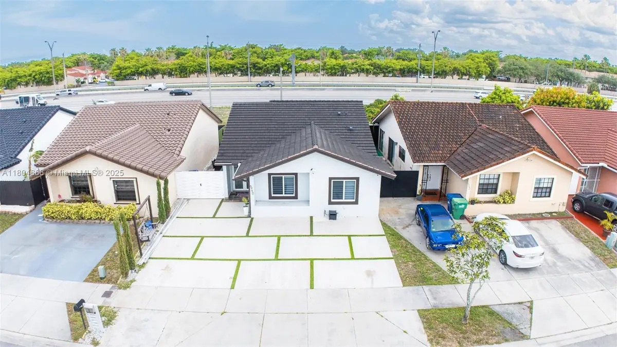 6950 NW 168th St, Hialeah, FL 33015 - Image #1