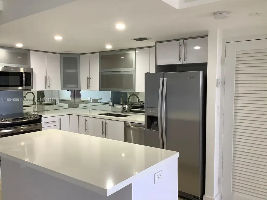 150 SE 25 Rd #14H, Miami, FL 33129 - #3
