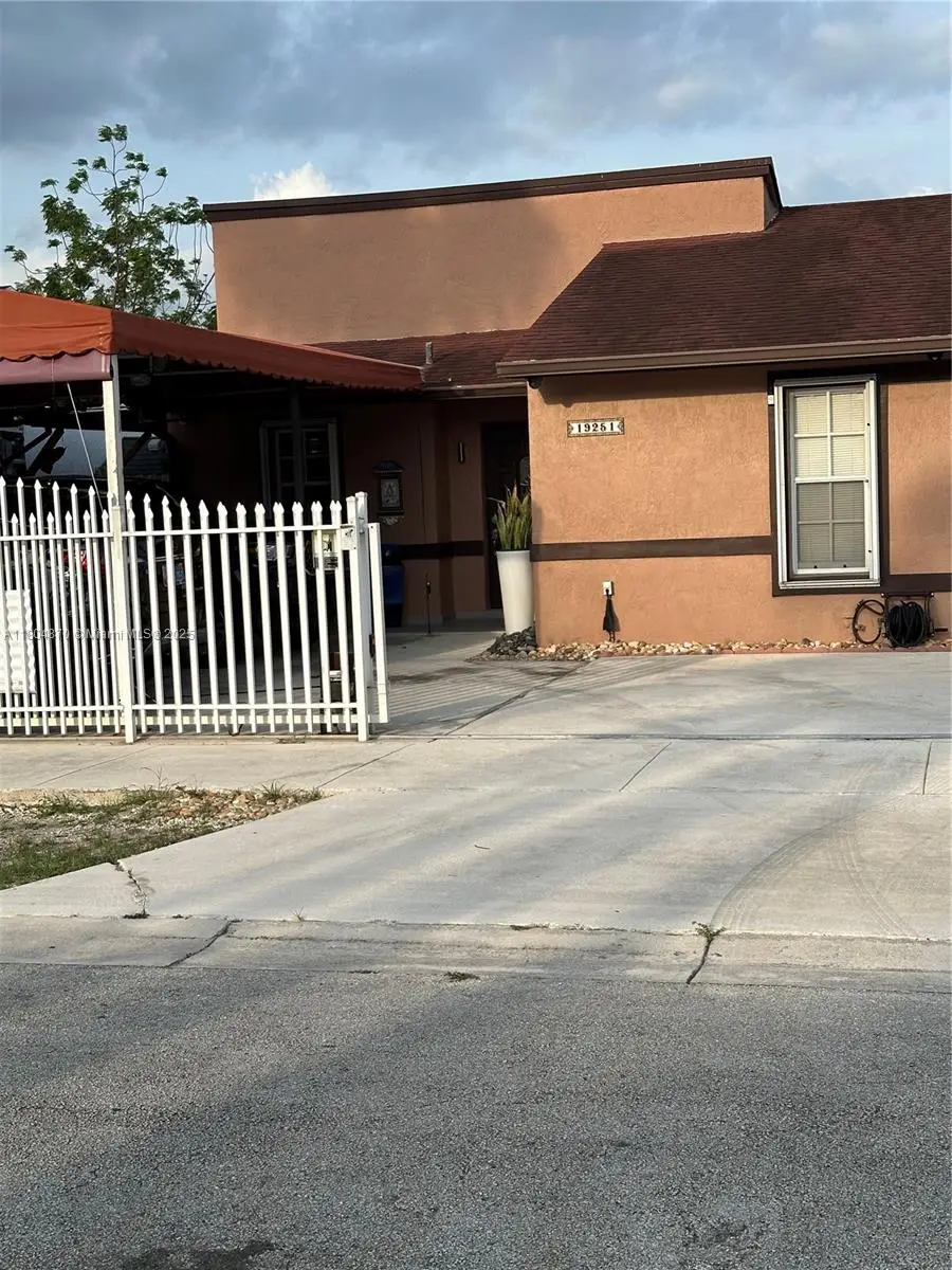 19251 SW 118th Ct, Miami, FL 33177 - Image #3